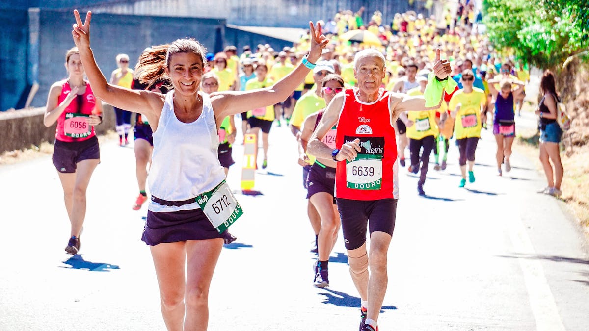 Coureurs lors d'une course à pied en pleine nature